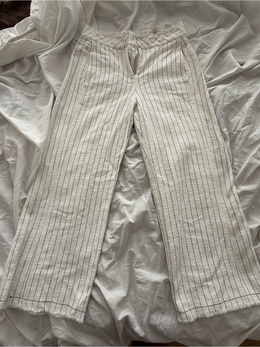 T by ALEXANDER WANG
Cotton Burlap High Waisted Cropped Pant